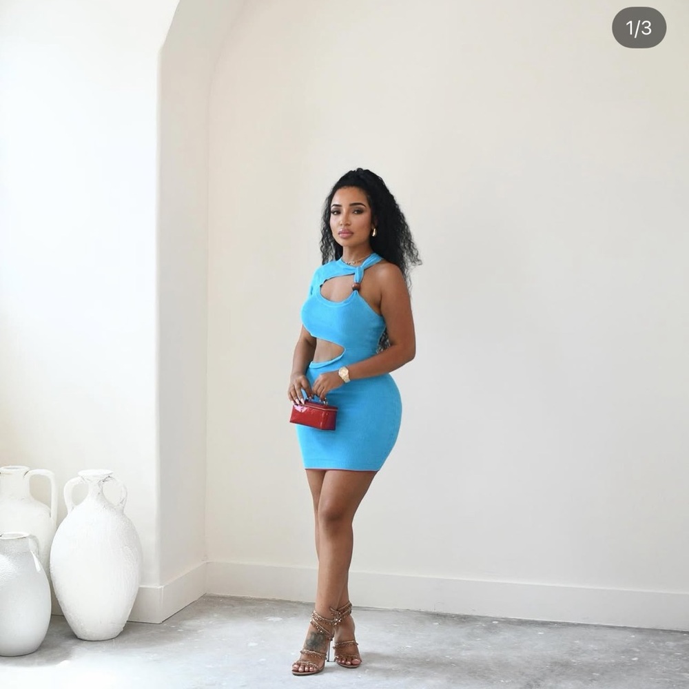 Elegant Blue Cut-Out Dress